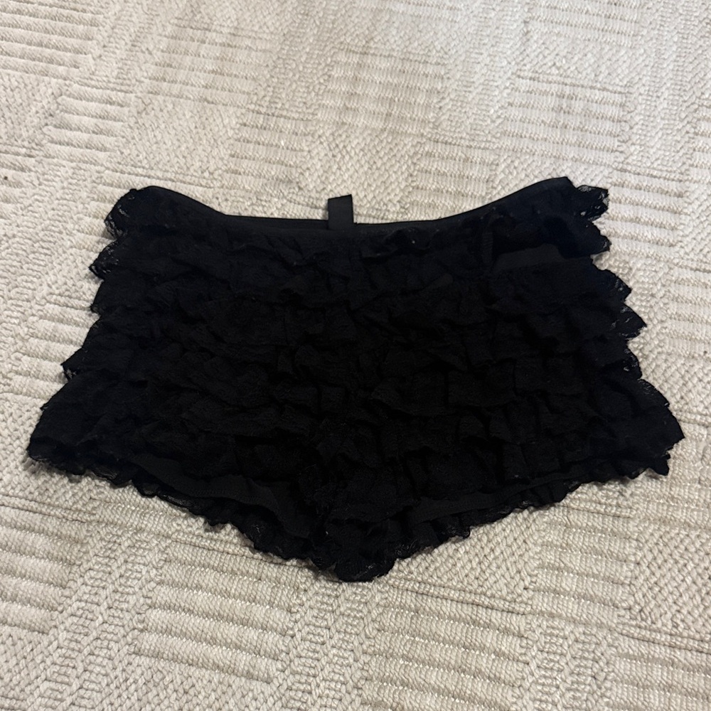 Windsor Black High-Waist Ruffle Lace Shorts